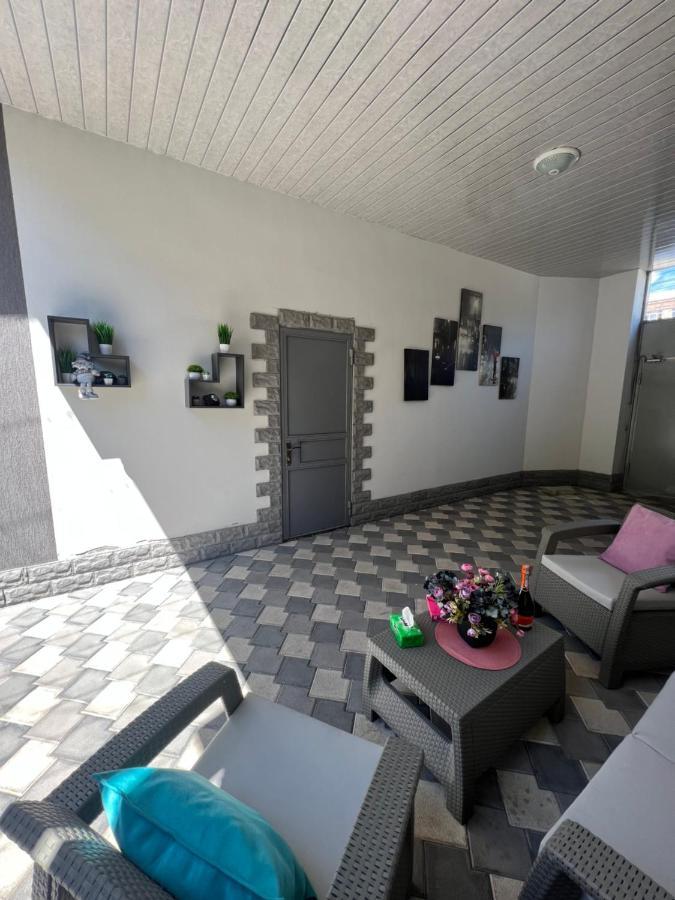 Comfortable Apartment Комфортные Апартаменты Self Check In Γιερεβάν Εξωτερικό φωτογραφία